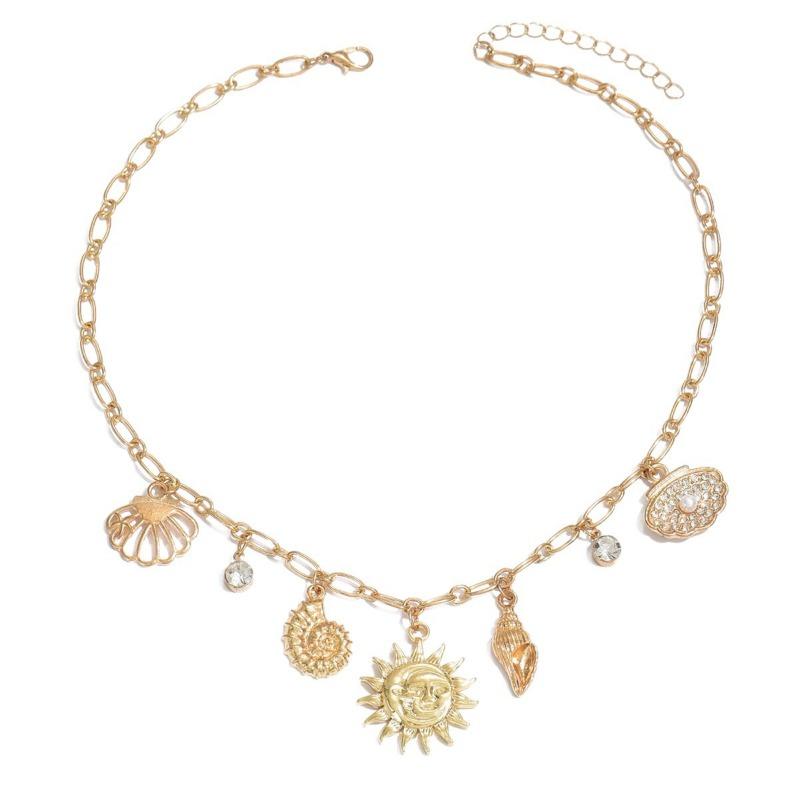 New Ocean Wind Shell Conch Necklace Simple Design Sunflower Smiley Pendant Necklace Female