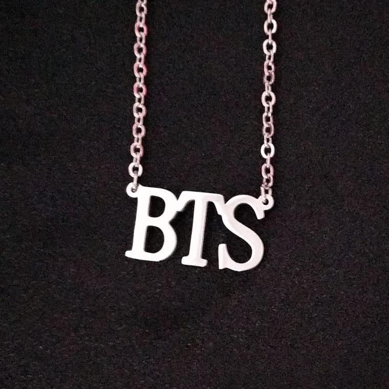 Ожерелье с буквой имени участника BTS, кулон Bangtan Boys с названием группы/участника, Kpop ARMY Подарок для фанатов