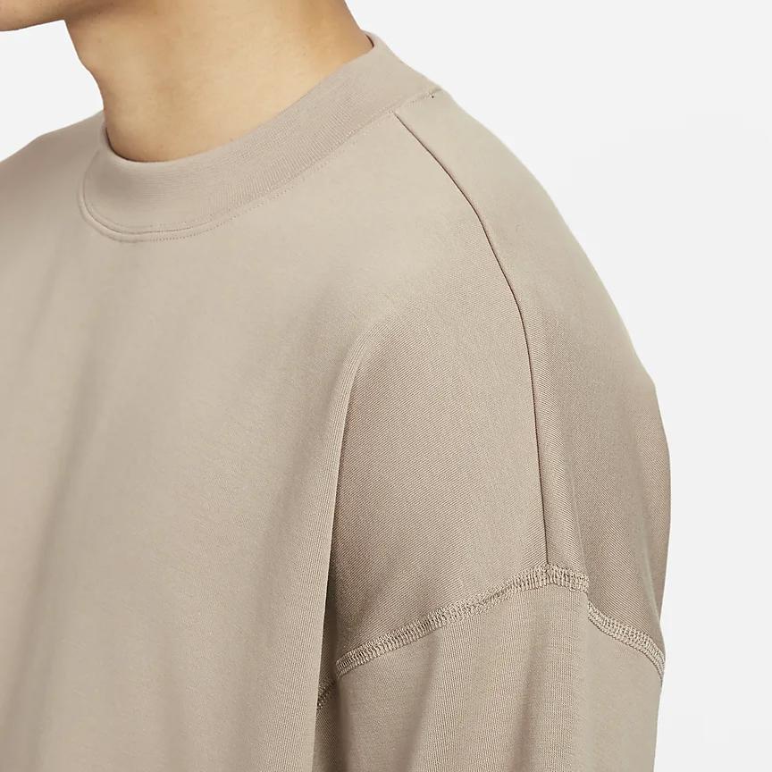 Nike T Shirts Men's Khaki Crew Neck Moderate Straight Fit FB8166-247