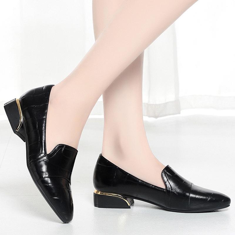 Mom Shoes Spring And Autumn Women's Leather Shoes Thick Heels Work Women's Shoes Comfortable Soft Sole Single Shoes Work Shoes