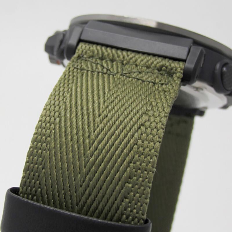 Casio Серия PRO TREK - Дисковый двойной дисплей Наручные часы для альпинизма и активного отдыха с питанием от солнечной энергии Многофункциональные Ударопрочные и водонепроницаемые PRW-6600YB-3PR