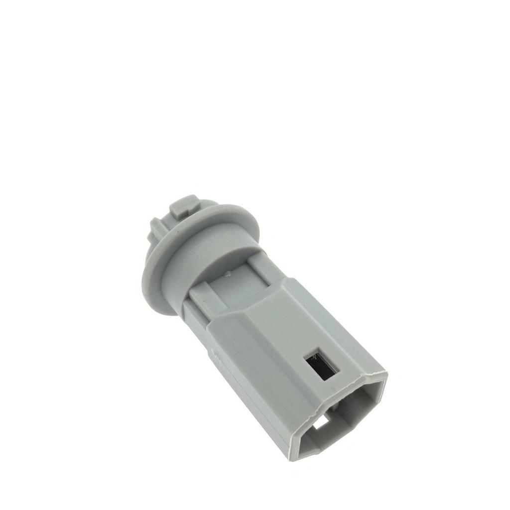 Toyota 05-09 Reiz, RAV4, Land Cruiser LC200, IZOA Разъем для лампы подсветки номерного знака