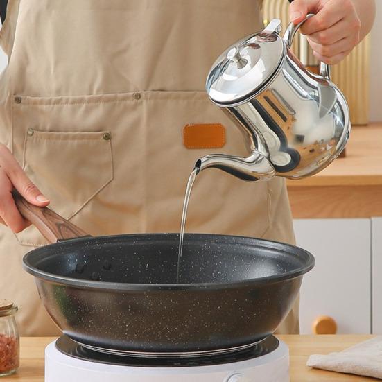 Кувшин для фильтрации масла из нержавеющей стали с носиком против капель Термостойкий кухонный контейнер для масла с мелким ситом Защищенный от ржавчины Герметичный Незаменимый кухонный инструмент