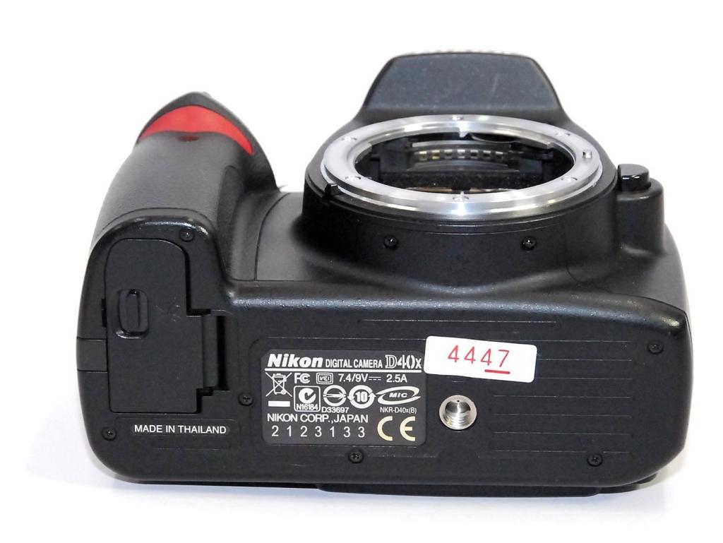 Цифровая зеркальная фотокамера Nikon D40X корпус D40X