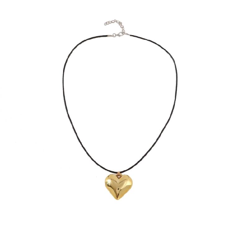 Women Necklace Big Heart Pendant Choker Necklaces Chunky-Heart Collar Chain Tie-up Jewelry Accessory for Teen Girls MIT