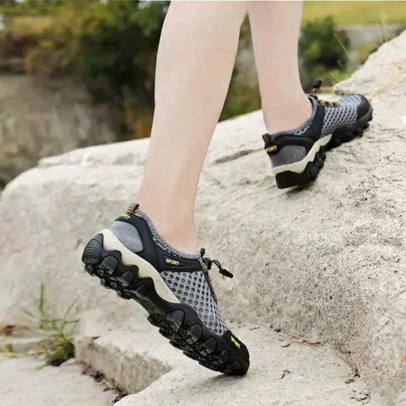 Water Shoes for Men Slip On Breathable Beach Aqua Shoes Outdoor Hiking Wading Travel Shoes Quick Drying Sneakers Male