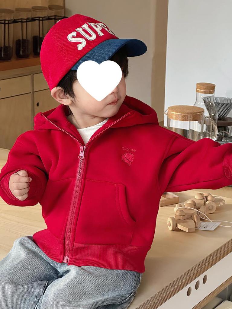 2025 Осень/Зима Корейский стиль Флисовая толстовка с капюшоном красного цвета для мальчиков – Толстый и модный теплый топ