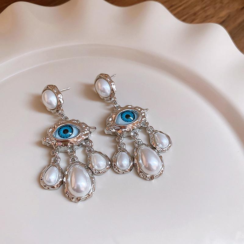 Pleated Eyes, Pearl Style, Fringed Earrings, Retro Court Style Earrings, Light Luxury High-end Earrings, Women's