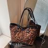 Повседневная сумка-тоут на плечо большой вместимости с леопардовым принтом