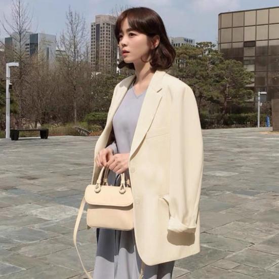 Women Suit Coat Lapel Long Sleeve Single Breasted Suit Jacket with Pockets Solid Color Loose Fit