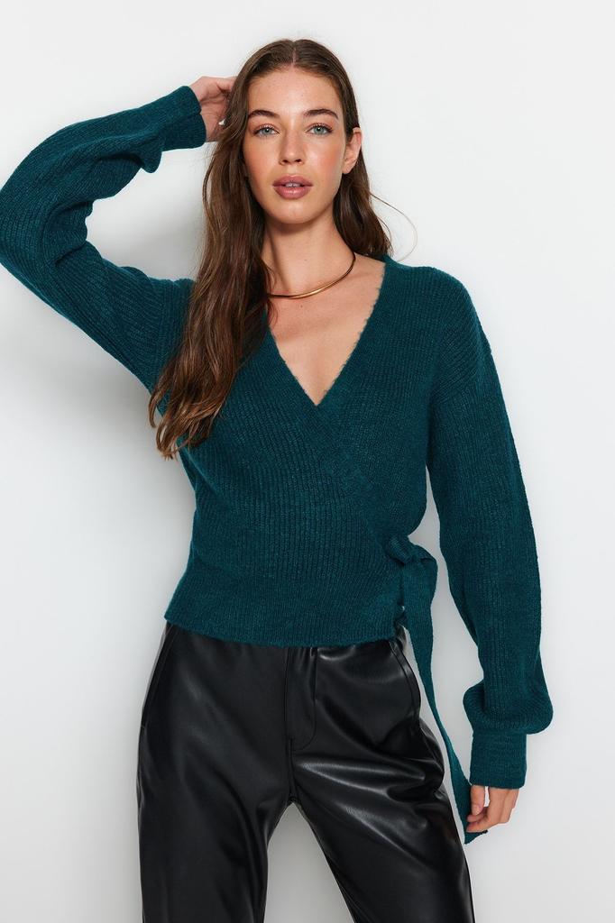 Women's Fashion Stylish Cardigan Black Soft Textured V-Neck Knitwear Cardigan