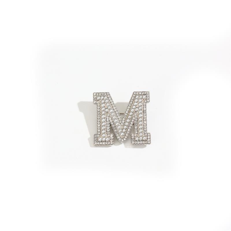 Crystal Rhinestone Pearl A-Z 26 Letters Brooch Women English Alphabet Brooch Pin Corsage Collar Jewelry Clothes Bag Decor Gifts
