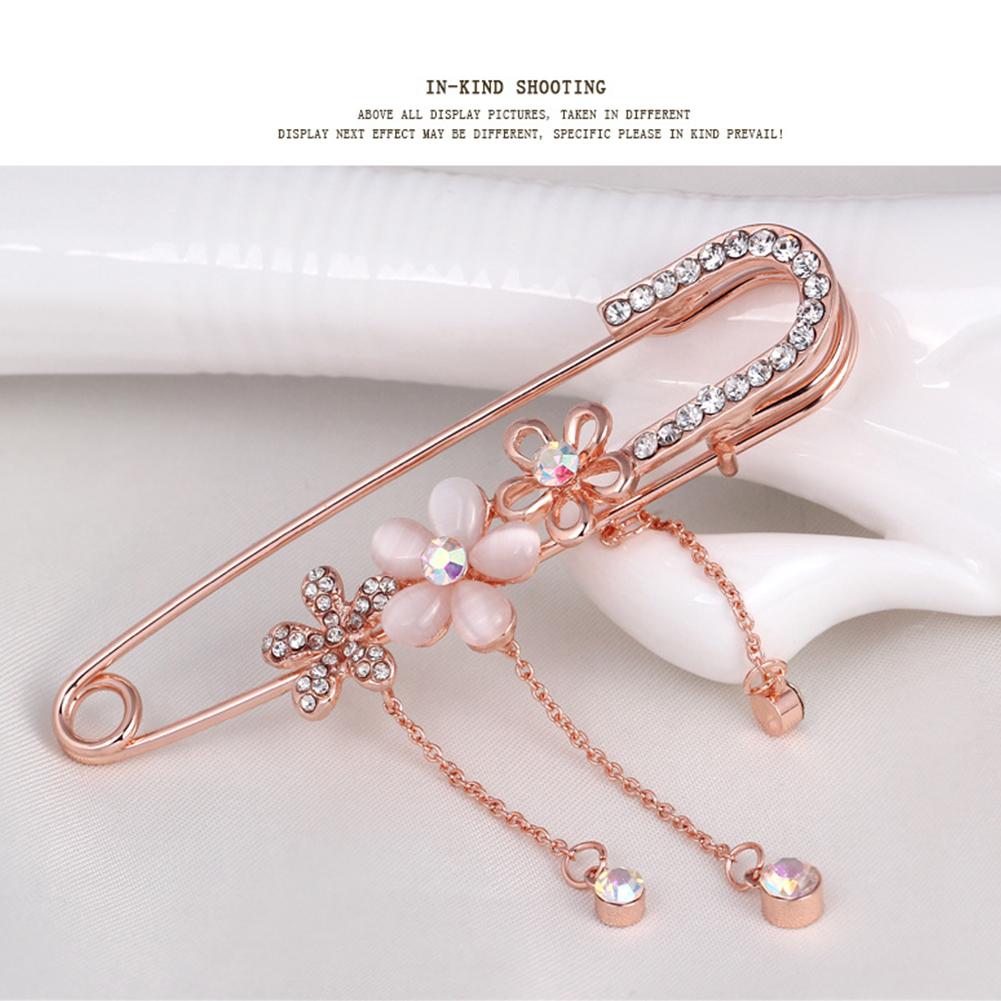 Women Lady Fashion Sweet Flower Brooch Scarves Buckle Jewelry Clothing Accessories