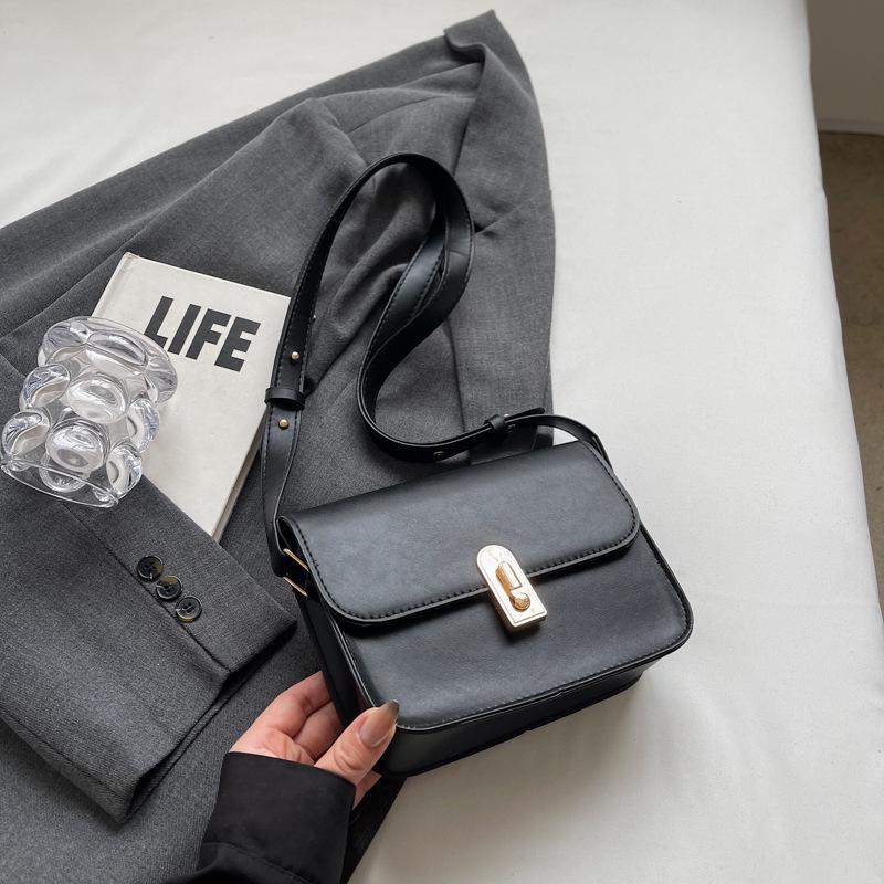 Ретро нишевая сумка высокого качества женская 2025 новая осенне-зимняя трендовая маленькая квадратная сумка универсальная сумка через плечо