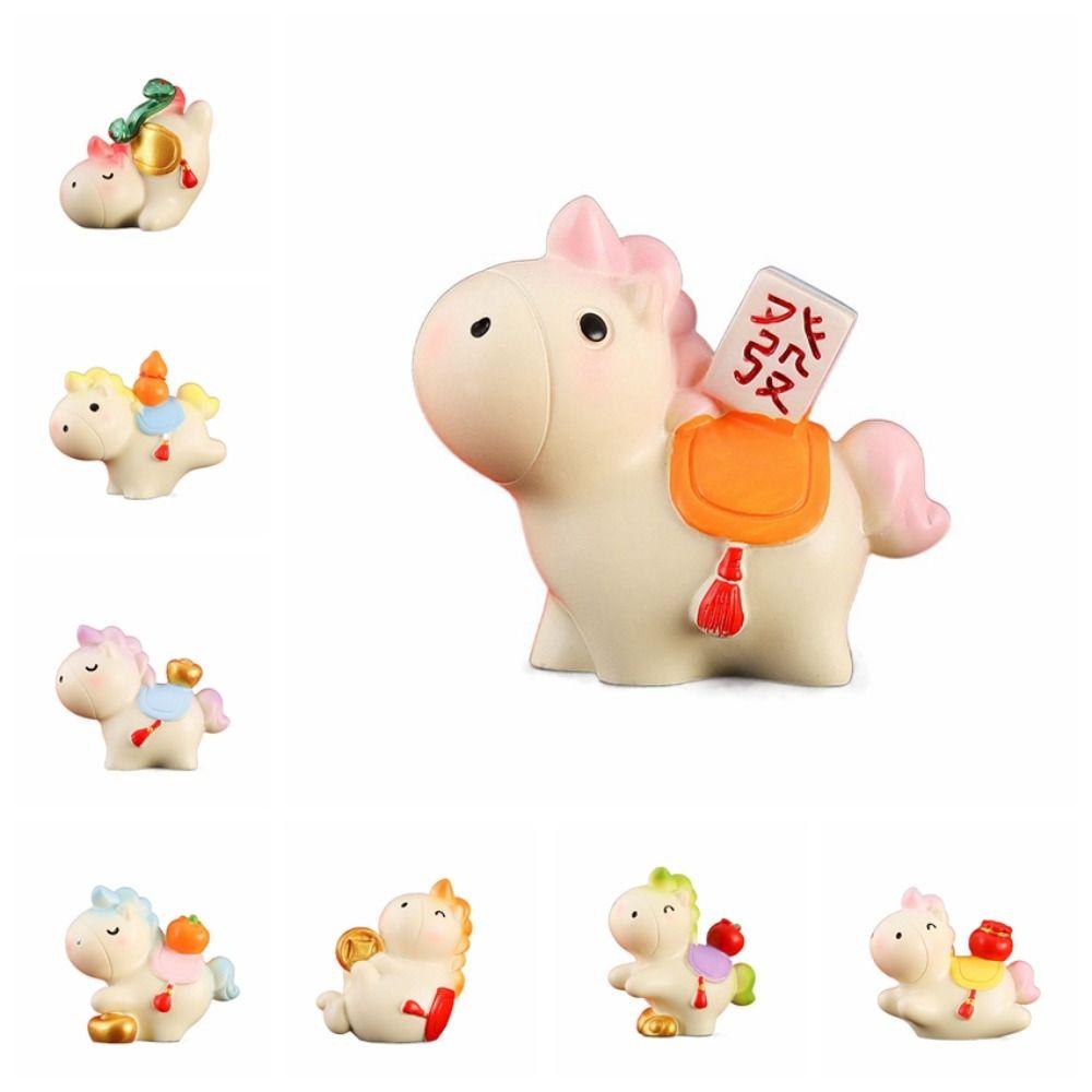 Resin Horse Figurine Chinese Style Zodiac Ornaments Vivid New Year Mascot Miniature Office
