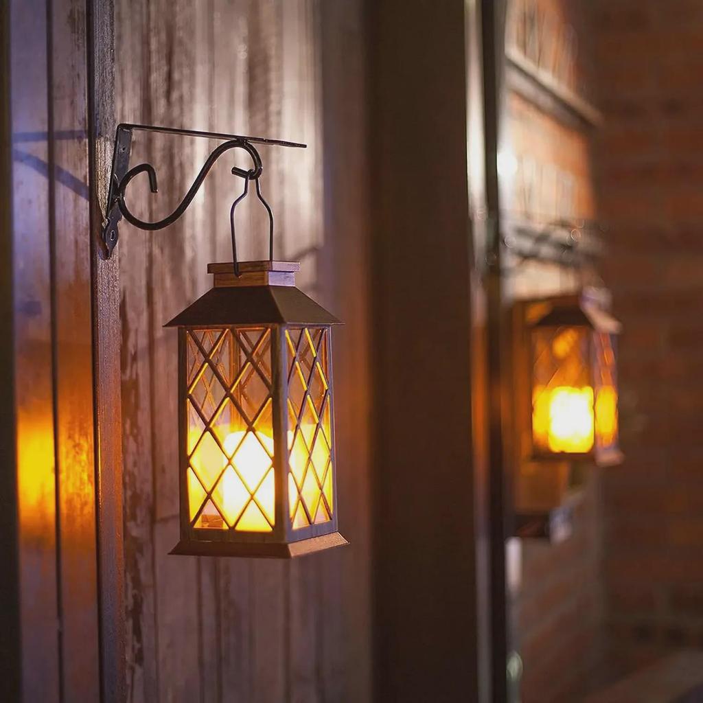 Solar Retro Palace Lantern with Flickering LED Candle for Outdoor Lawn and Garden Decoration