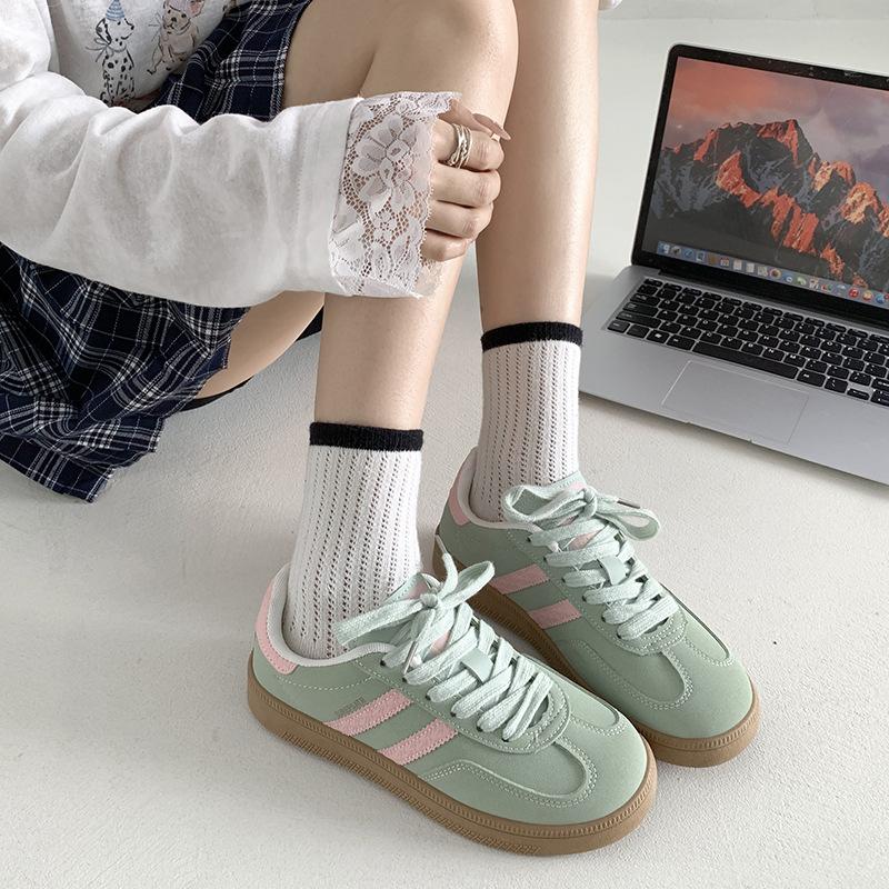 Модные классические ретро универсальные кроссовки на платформе женские новинка 2025 года осень увеличение роста легкие повседневные спортивные туфли
