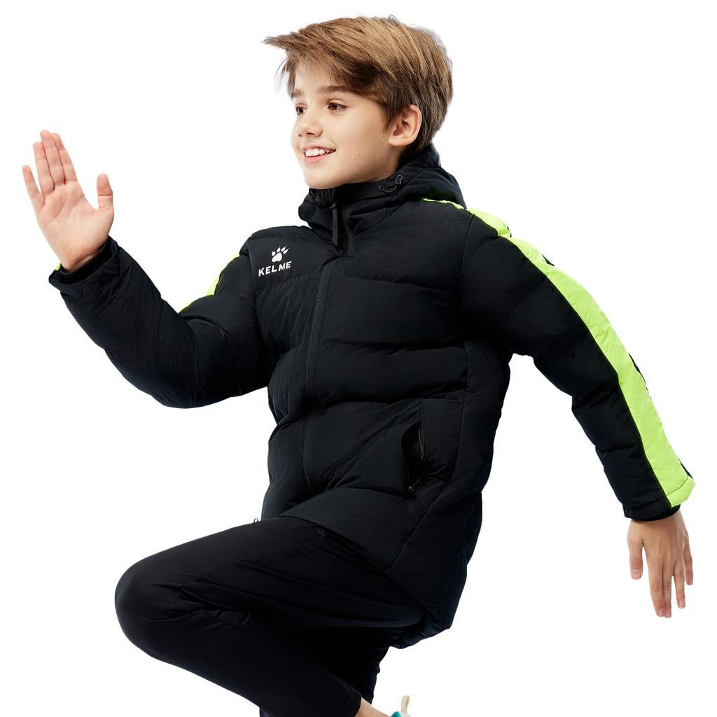 Kelme Kids' Winter Cotton Sports Jacket, Soccer Training Jersey, Warm and Thick, Short Version A, Black, Size 130