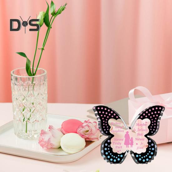 Акриловое украшение в виде бабочки. Подарок маме от дочери или сына. Прозрачное настольное украшение на День матери. Подарок на День святого Валентина.