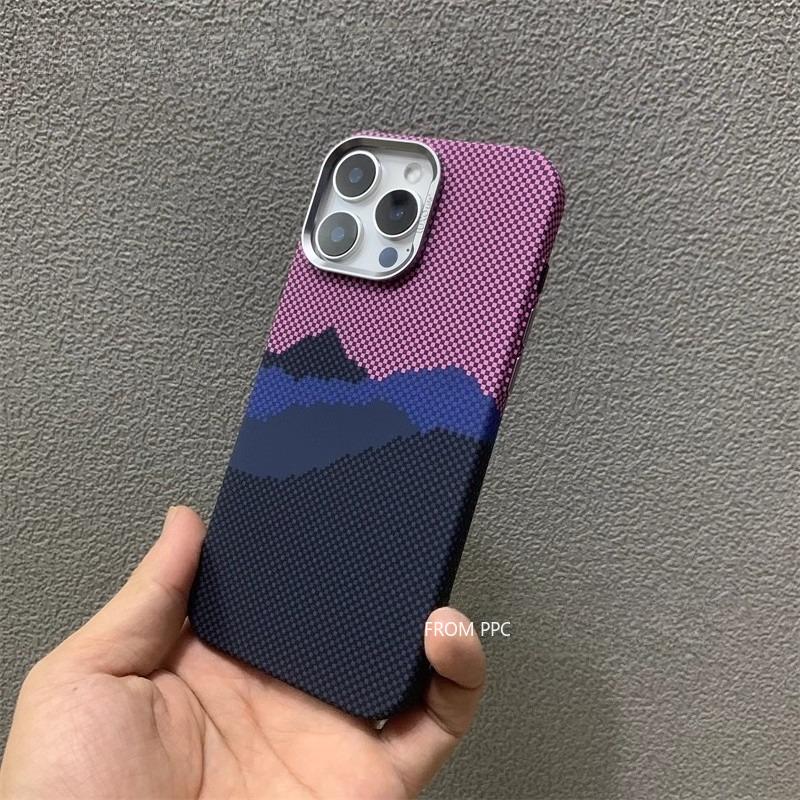 Новый ударопрочный карбоновый чехол для iPhone 17 16 15 Pro Max, магнитная жесткая задняя крышка из ПК, защитный корпус с рамкой для камеры
