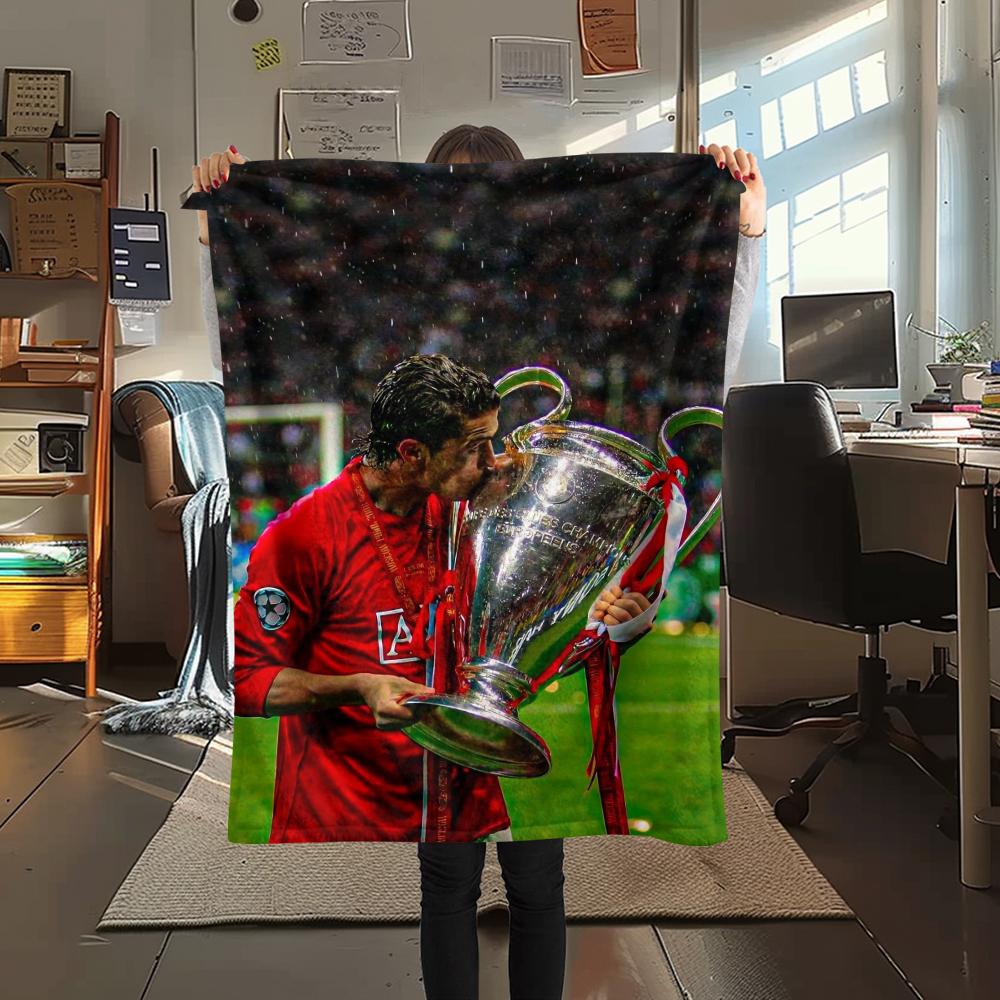 1pc C Ronaldo Print Flannel Blanket, High quality Comfortable for All Seasons, Home Decor, Warmth and Comfort, Perfect for Christmas Gifts25