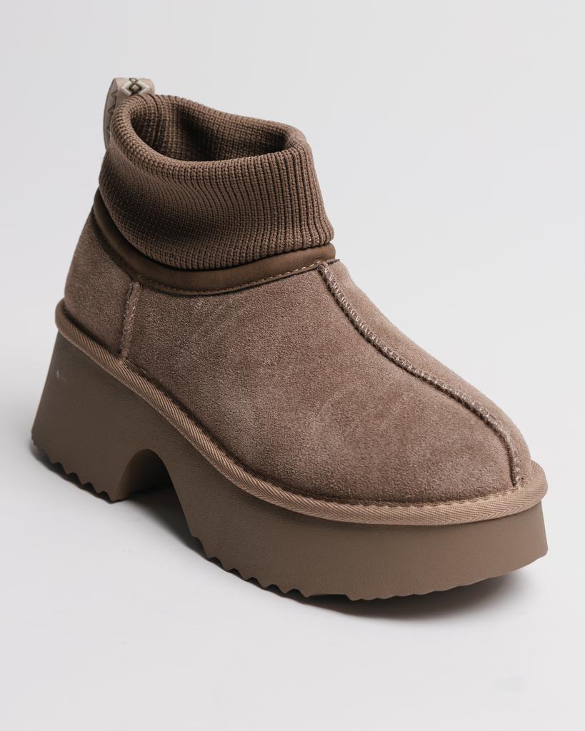 Uggs with a Platform Sole Allsy 8752 37 Beige Suede Wool