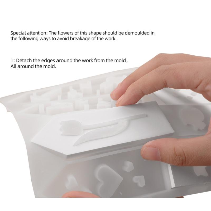 3D Silicone House Candle Holder Mold Handmade Crafting Moulds Hollow House Moulds for Resin Crafts and Home Decoration