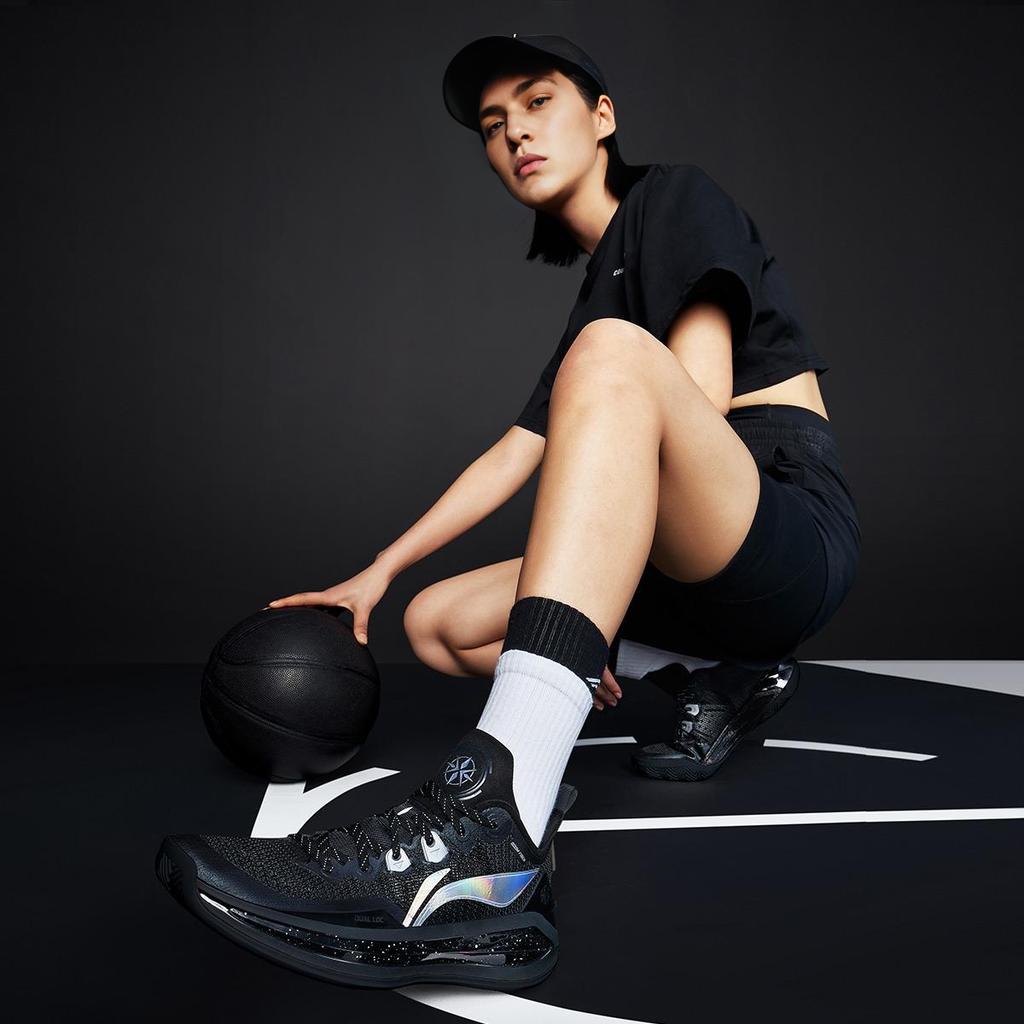 LiNing Blade 3 V2 Obsidian Fabric Shock Absorption Non-Slip Lightweight Rebound Low-Top Basketball Shoes Unisex Sneakers Black ABAT057-19