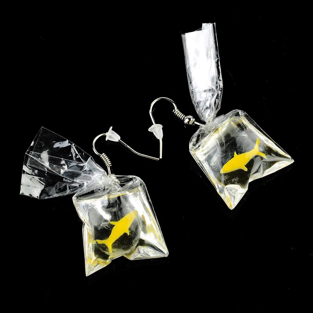 Серьги из смолы с имитацией мешка для воды и золотой рыбки, милые серьги-подвески ручной работы с золотой рыбкой и конфетами в виде мешка своими руками