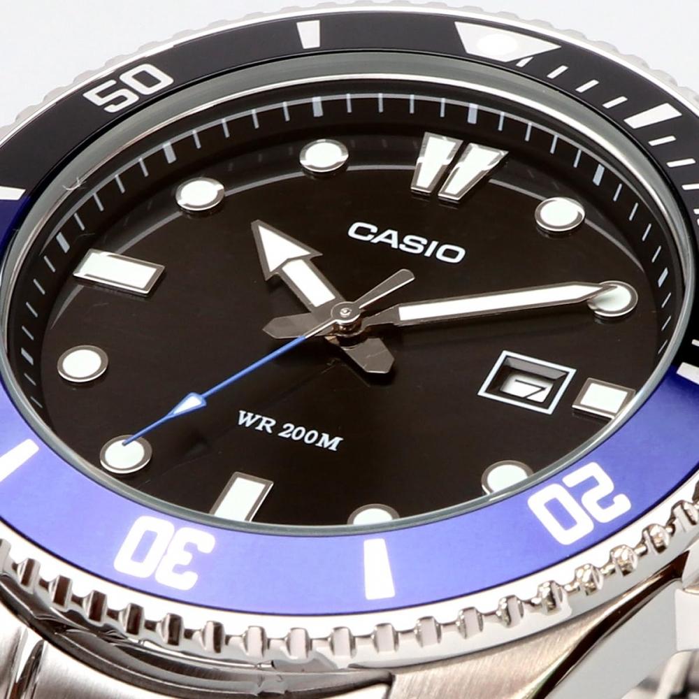 Casio CASIO Стандартные аналоговые спортивные водонепроницаемые часы MDV-107D-1A2V мужские с черным и синим безелем и металлическим ремешком, модель Overseas