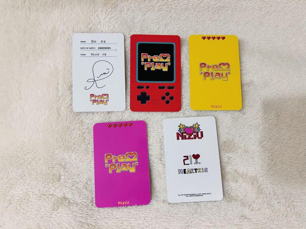 [USED] NiziU Press Play Trading Card Rio Hearstris