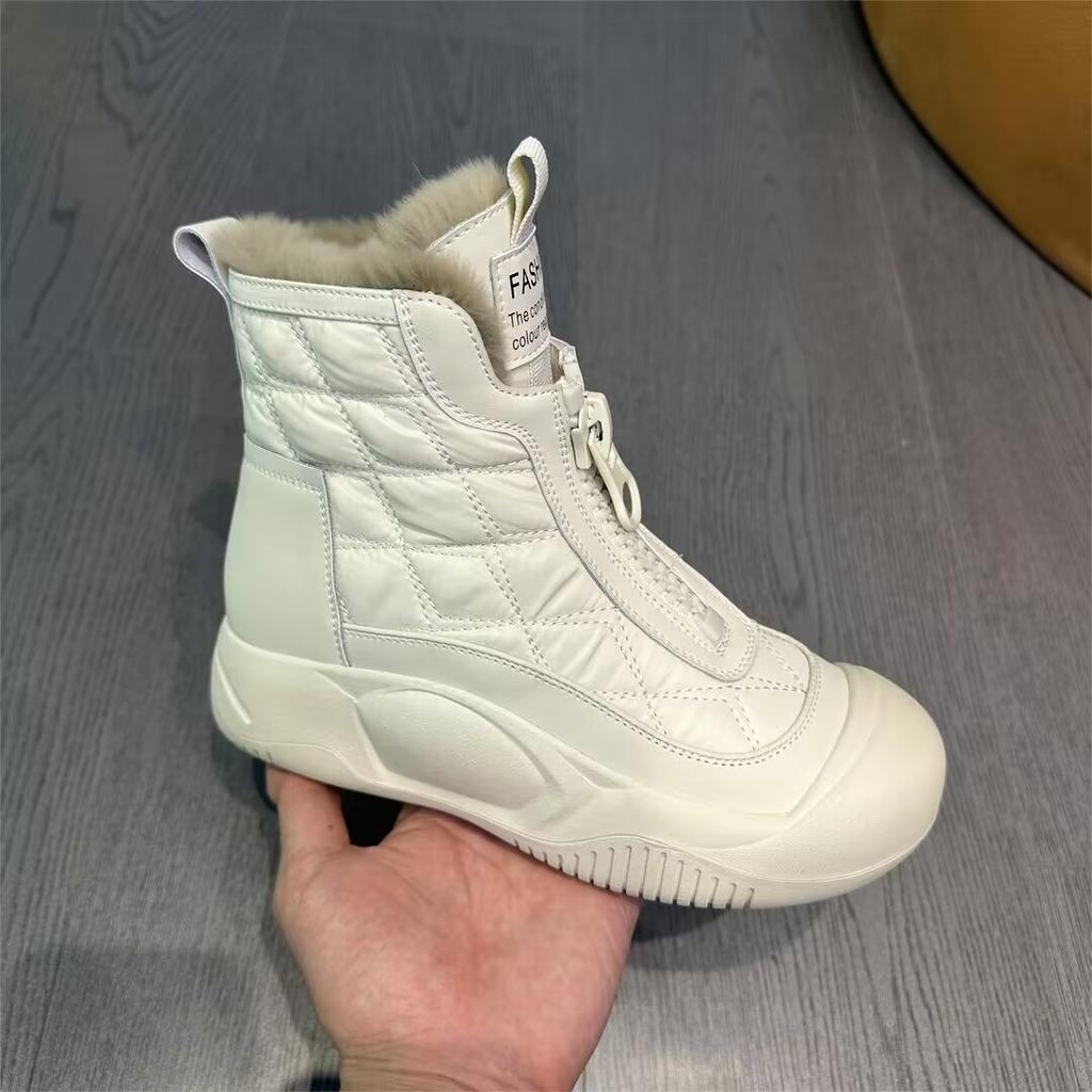 Зимние сапоги с толстой подошвой и плюшем