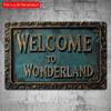 2D Flat Wooden Sign 30*20cm "Welcome To Wonderland" Vintage Wooden Sign Retro Wooden Wall Decor Ideal for Garage Porch Cafe Bar Indoor Outdoor Spaces