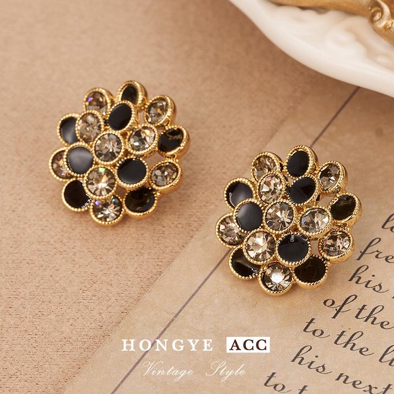 Элегантные ретро серьги-камелии с бриллиантами и вращающимся цветочным дизайном