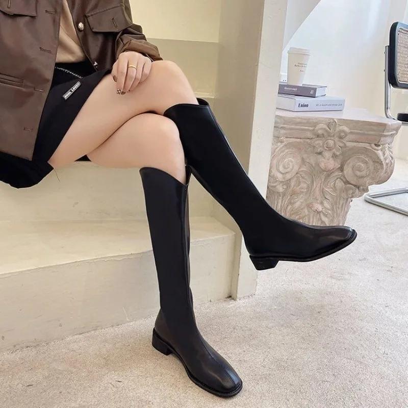 Обувь Панк-обувь для женщин Зимние сапоги до колена с высоким голенищем в стиле вестерн женские элегантные на низком каблуке белые с длинным квадратным носком шикарные Y2k