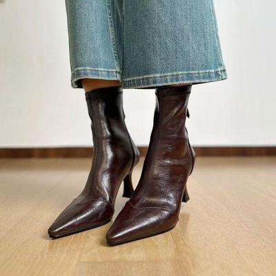 Короткие ботильоны на шпильке коричневого цвета с флисовой подкладкой для осени 2025 года, больших размеров, с задней молнией