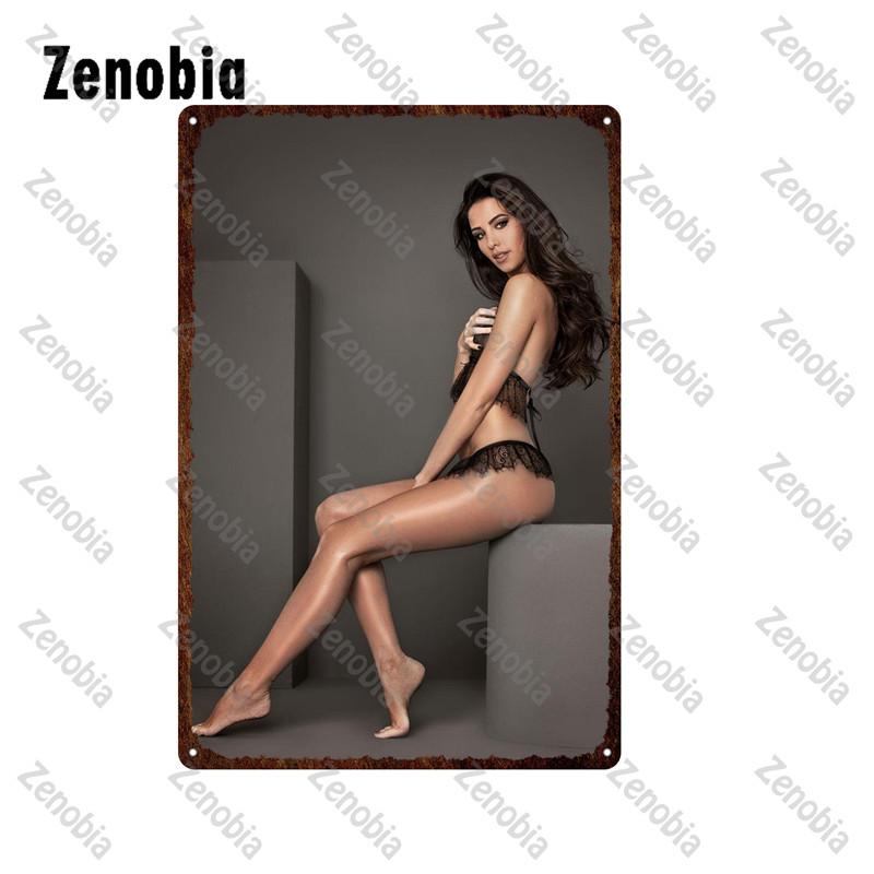 Сексуальная девушка металлический знак нижнее белье модель грудь и ягодицы металлический плакат черные чулки женщина декоративная жестяная пластина домашний декор