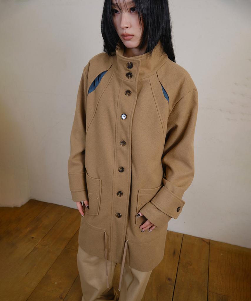Reflective Room Nomad Half Coat (Camel)