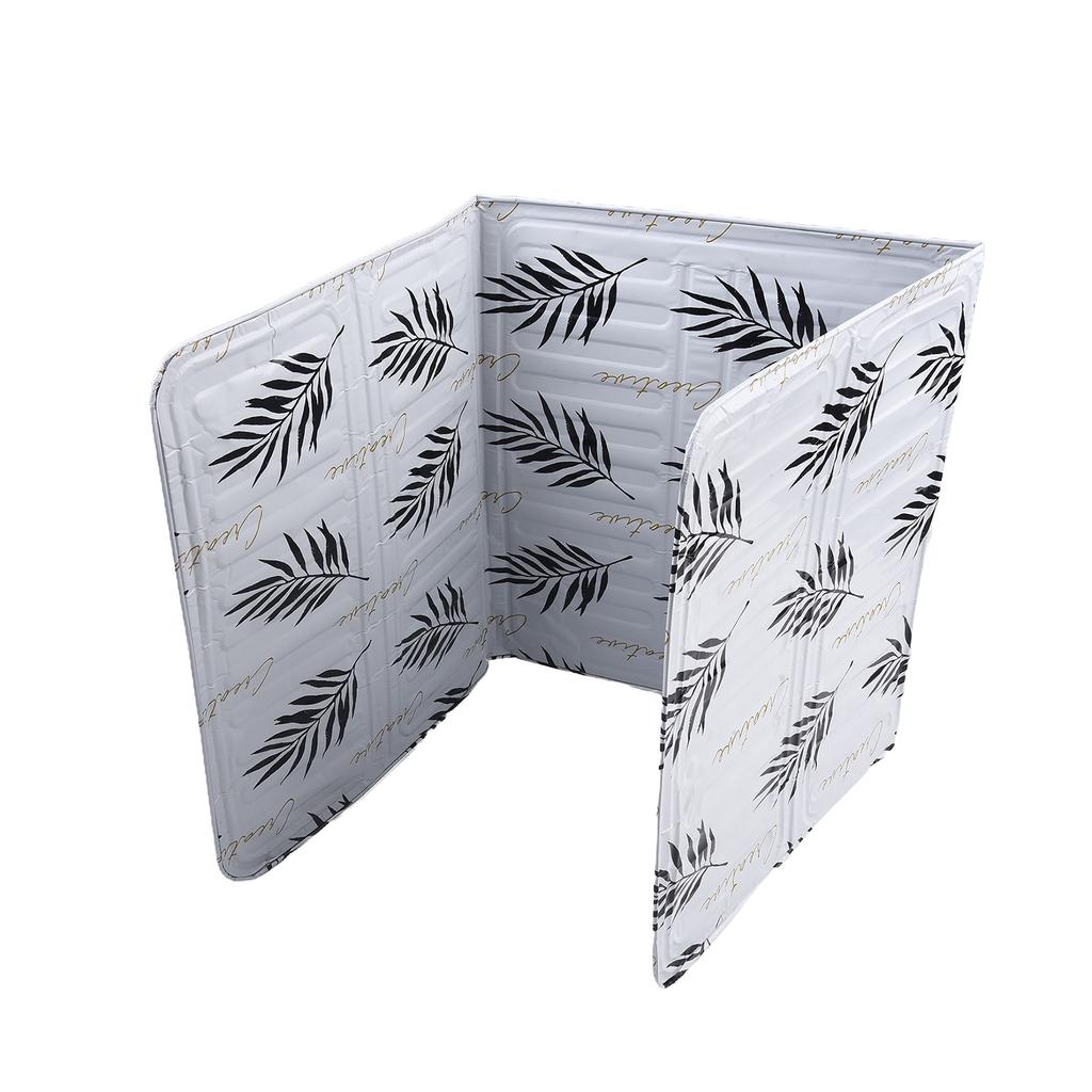 Foldable and Adjustable Oil Baffle for Stove Easy To Clean and Maintain