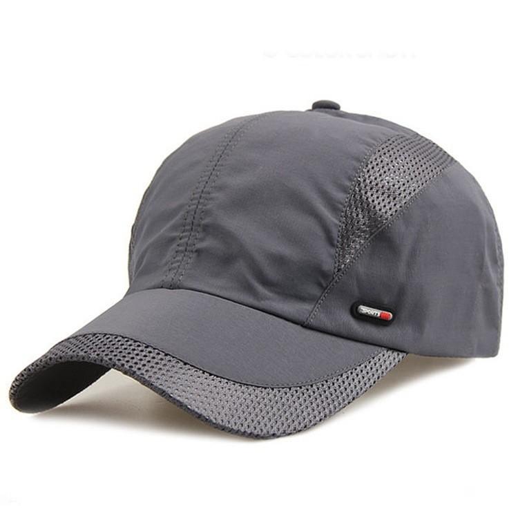 Classic Unisex Baseball Hat With Adjustable Fit And Wide Brim For Sunshade And Ventilation