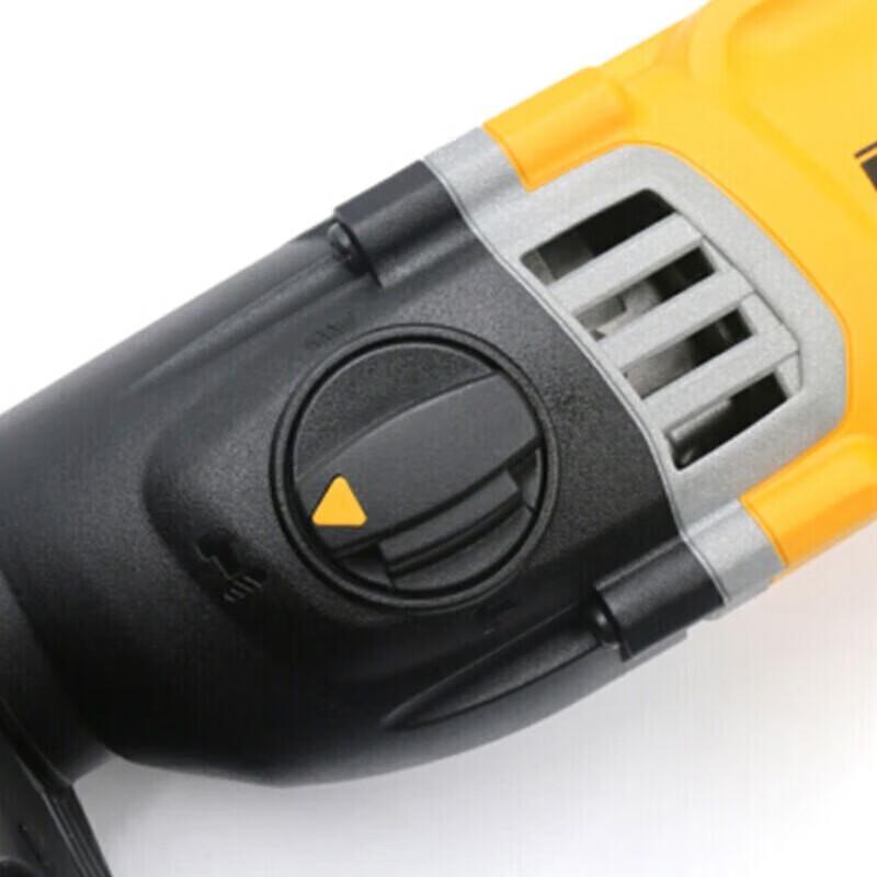 Перфоратор Dewalt 2 кг SDS-Plus, китайская вилка (адаптер в комплекте)