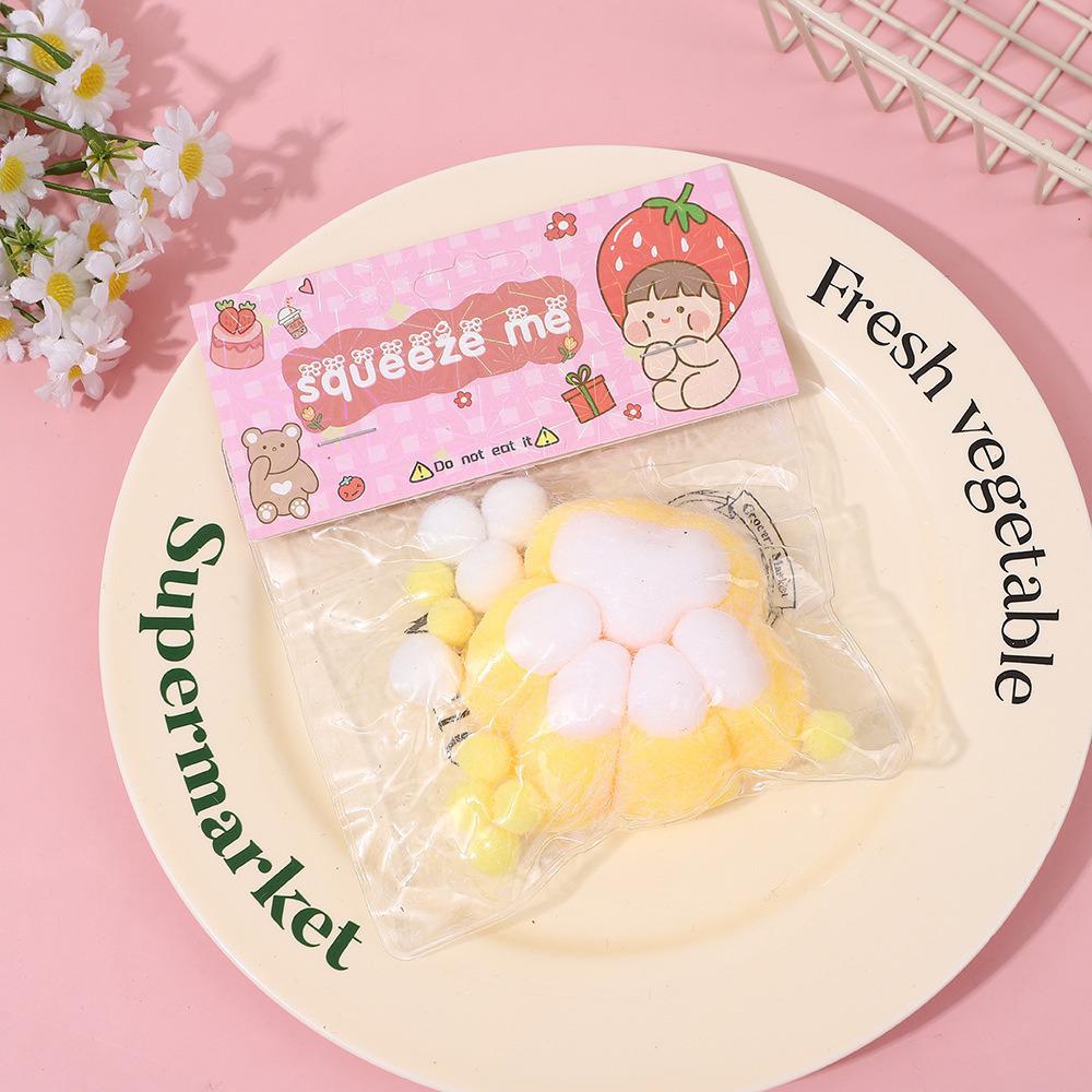 Jumbo Cat Claw Squishy: Stress-Relief Silicone Toy with Slow Rebound