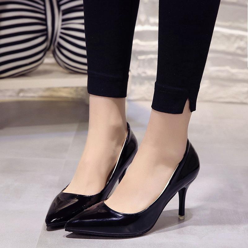 Fashion 2024 Spring and Autumn New Large Size Pointed Toe Solid Color Pumps Sexy and Comfortable Solid Color Temperament Women's Shoes
