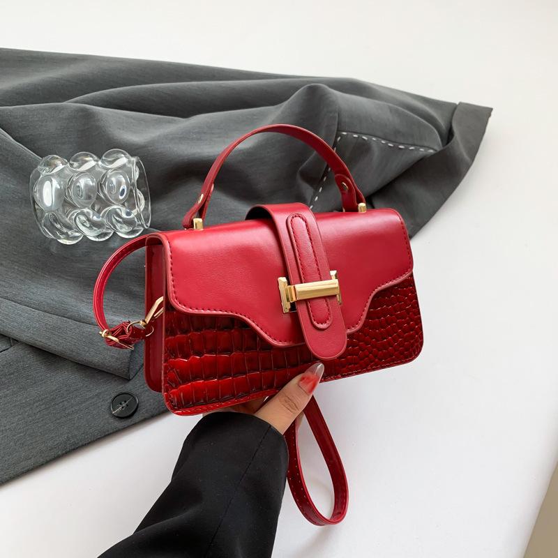 Зарубежный стиль легкая роскошь повседневная простая сумочка 2025 новая ретро нишевый дизайн тренд одно плечо кроссбоди маленькая квадратная сумка