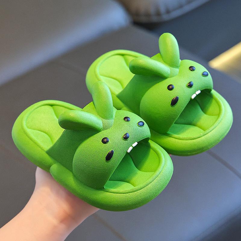 Children's Summer Non-Slip Sandals for Boys and Girls, Indoor Bathing Soft Sole Cute Kids Beach Sandals