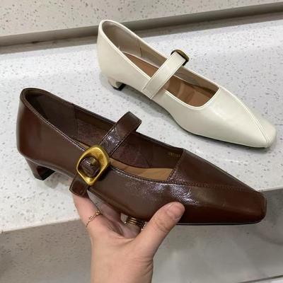 Модная женская обувь на каблуке с острым носком, на низком каблуке, сексуальная обувь для платья, дизайнерские модные сандалии, лето 2025, новая роскошная элегантная женская обувь