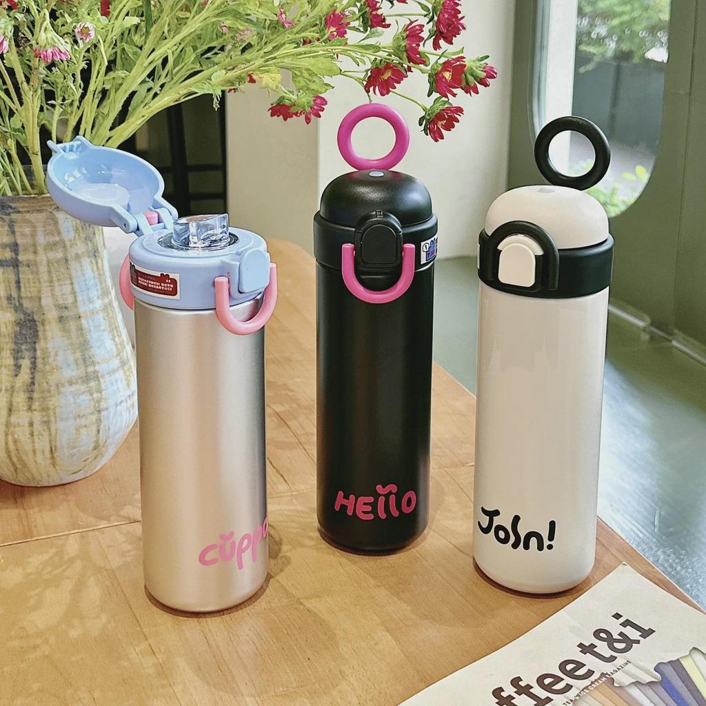 Очаровательная мультяшная термокружка: Портативный, удобный для использования в школе, из нержавеющей стали с откидной крышкой и двойной трубочкой для питья