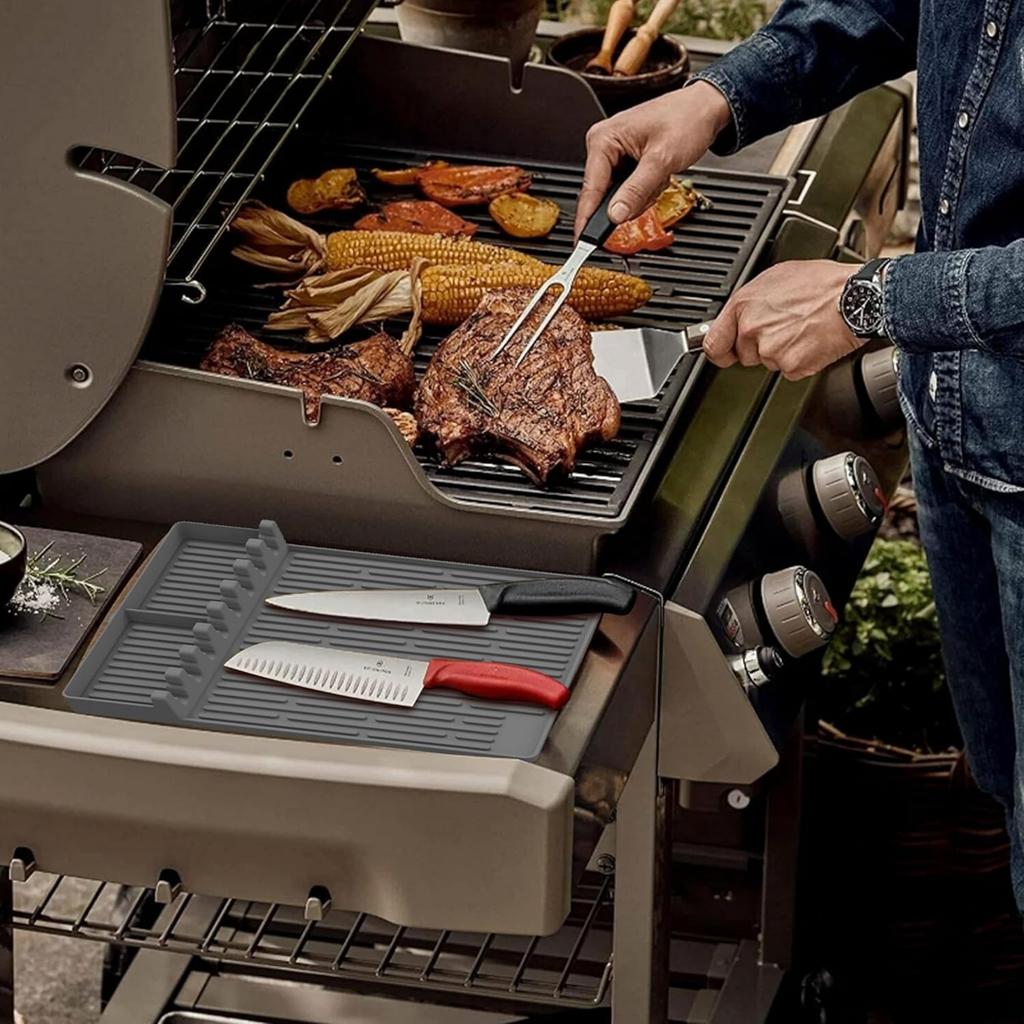 Silicone Mat for Blackstone, 16 * 11.5 In Food Grade Silicone Oven Tool Mat, Perfect Blackstone Grid Accessories.