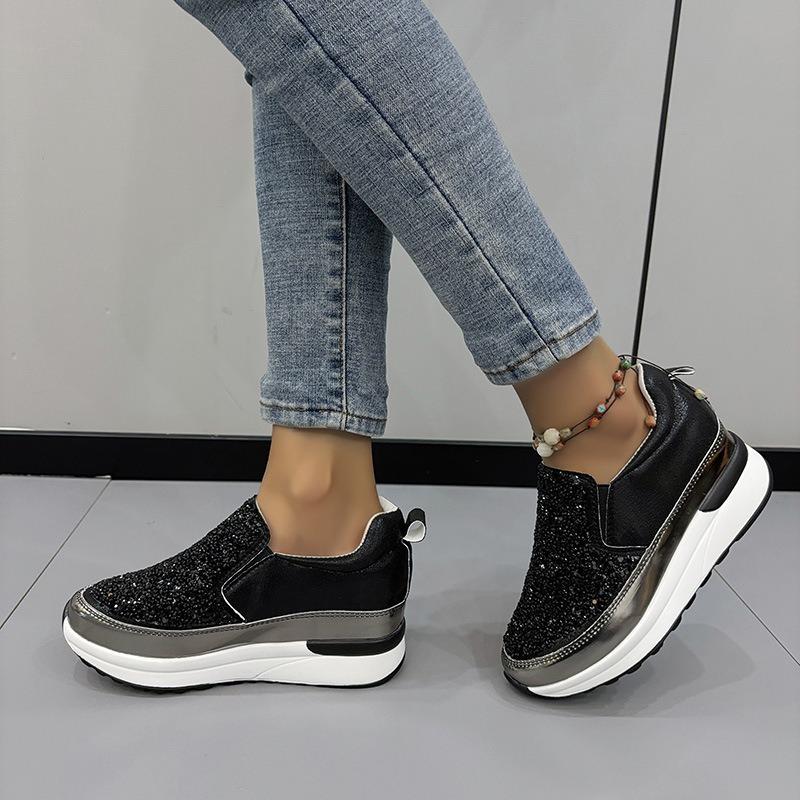 New Women's Single Shoes Versatile Pointed Inner Height Increase Black Glossy Women's Shoes