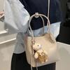 Popular Portable Bucket Bag Women's 2025 New Spring and Summer Simple Shoulder Bag Casual Commuter Messenger Bag